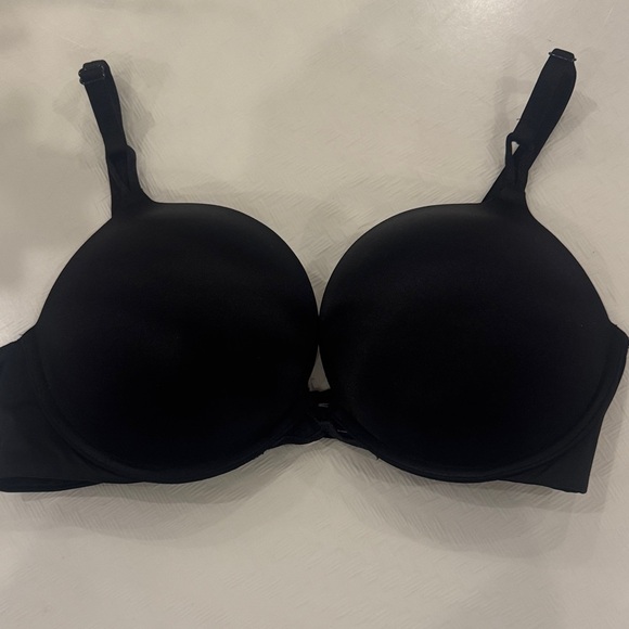 Victorias Secret Black Bombshell Women's Bra - Picture 1 of 6